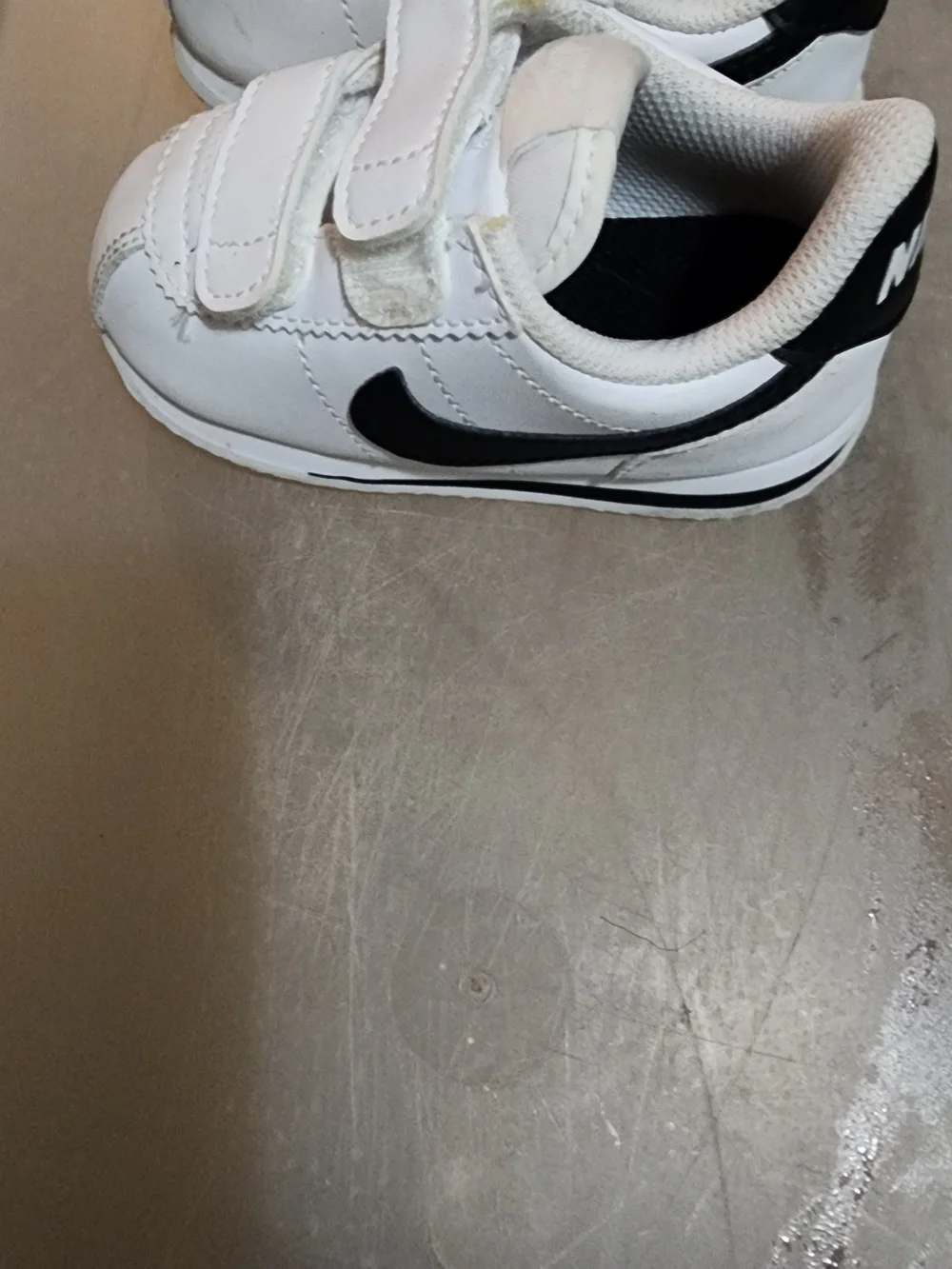 Nike Cotez Kids' White Velcro Sneakers with Black Swoosh Size 5